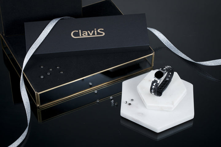 Clavis Onyx Magnetic Bracelet
