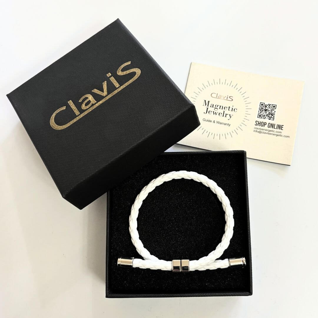 Clavis athletic edition magnetic golf bracelet in gift box, offering energy recovery benefits for athletes and wellness enthusiasts.