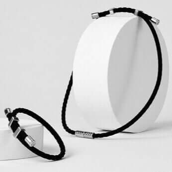 Neodymium 3600 Strap Lightweight Necklace and Bracelet for energy recovery and magnetic therapy.