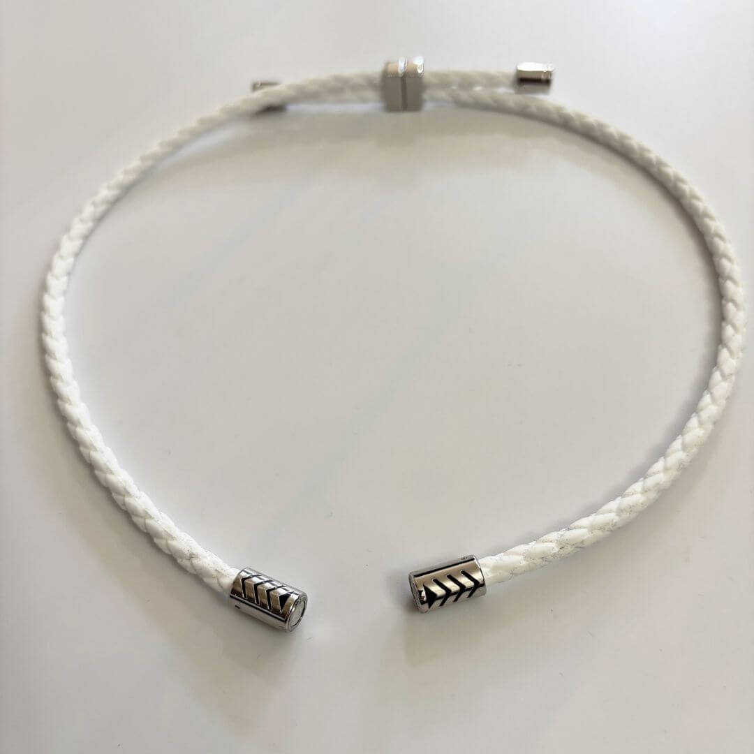 Neodymium 3600 Strap Lightweight Necklace with magnetic therapy for energy and recovery, featuring a white braided design.