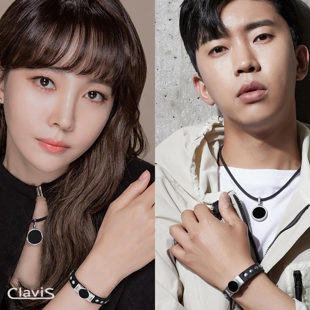 Models wearing Clavis Hero High Power Gauss Magnetic Therapy Bracelet & Necklace Set in black rose gold for energy recovery.