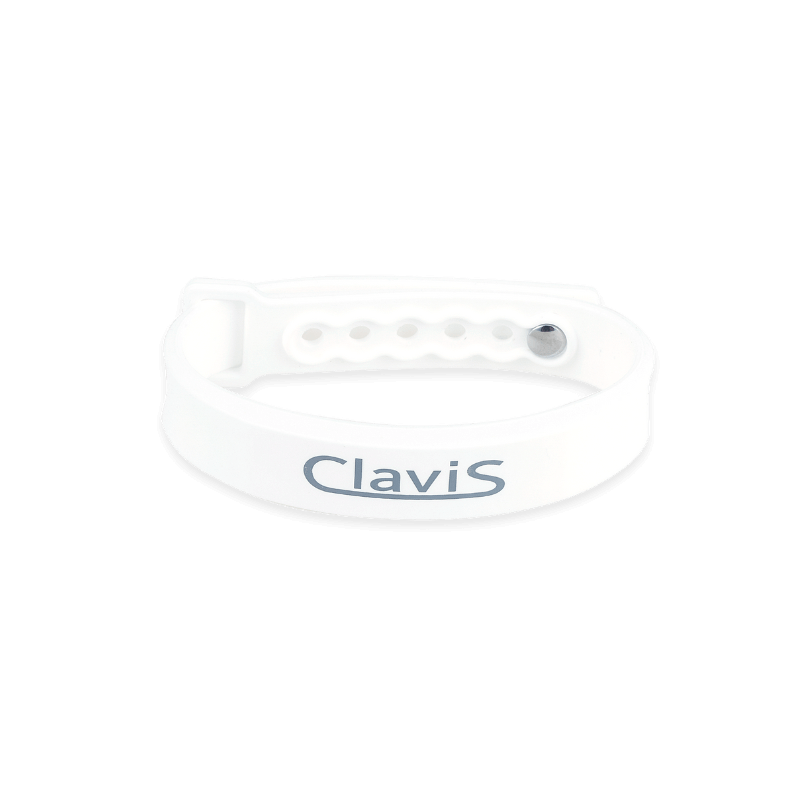 Bonito Sports Ion Balance Energy Bracelet in white, a magnetic golf bracelet for enhanced sports performance and energy recovery.