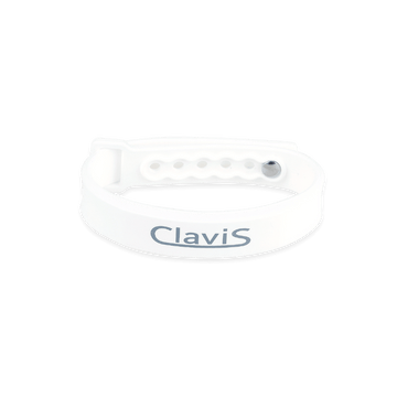 Bonito Sports Ion Balance Energy Bracelet in white, a magnetic golf bracelet for enhanced sports performance and energy recovery.